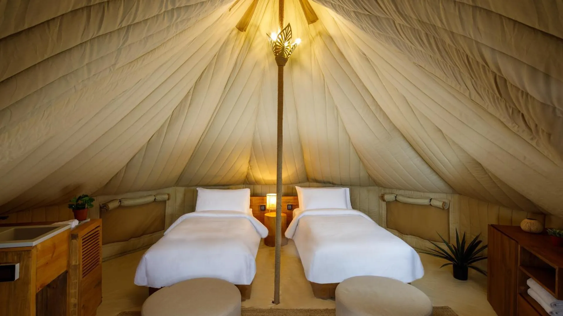 Terra Solis Dubai 0*,